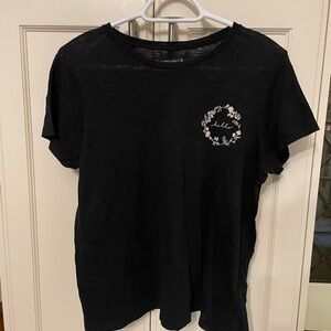 Abercrombie & Fitch T-Shirt with Floral Embroidery